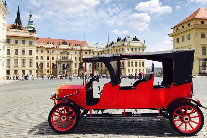 1,5 hour oldtimer convertible Prague sightseeing tour - Comfort on a Convertible Day: Heated Seats, Blankets, and Photo Breaks