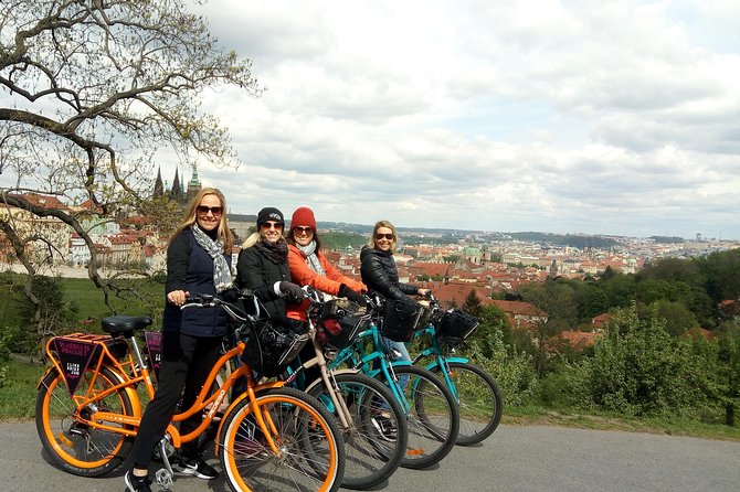7 BEST VIEWS - PRAGUE eBIKE TOUR - Who this tour suits best