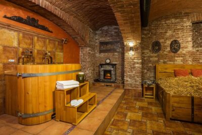 Beer bath Spa for 2 people/ 1 tub - 1,5 hour Activity in Prague - The Timing: Whirlpool for 20 Minutes and a Total About 1.5 Hours