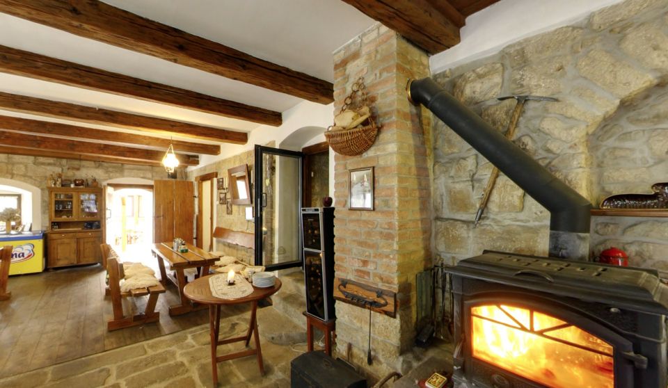 Bohemia & Saxon Switzerland Winter Day Tour from Prague - Key highlights at a glance