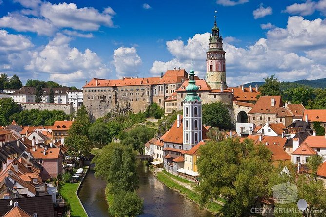 Cesky Krumlov Full day tour from Prague and back - The Old Town and Vltava River side: where photos happen