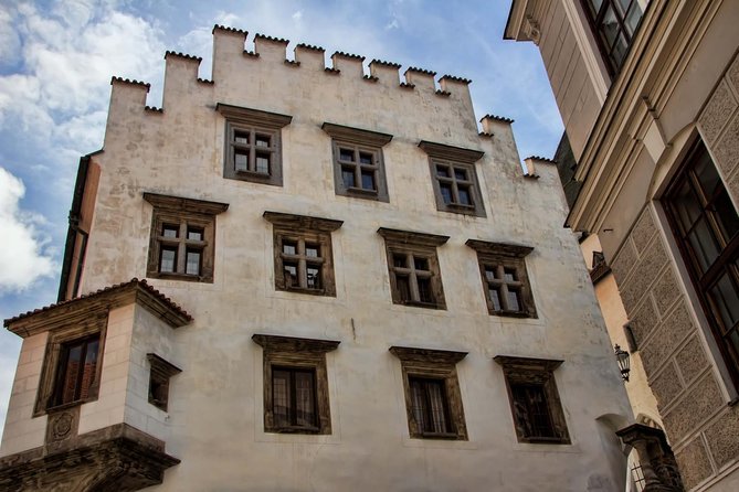 Cesky Krumlov Private day trip from Prague with Lunch and Castle admission - Cesky Krumlov Castle: revolving theatre, baroque gardens, and the right interior route