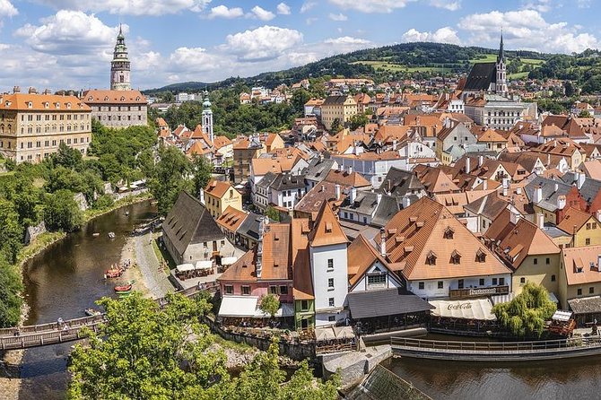 Cesky Krumlov Private day trip from Prague with Lunch and Castle admission - Price and what you’re truly paying for at $420.51 per person