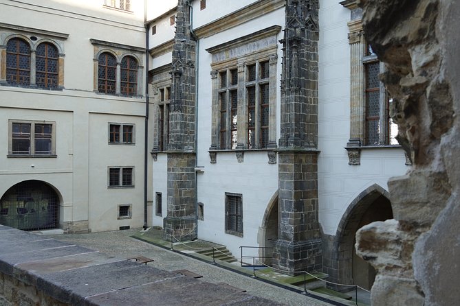 Complete Prague Castle Tour (Tickets to Interiors Included) - Stop 3: St. George’s Basilica and Romanesque style inside the Castle walls