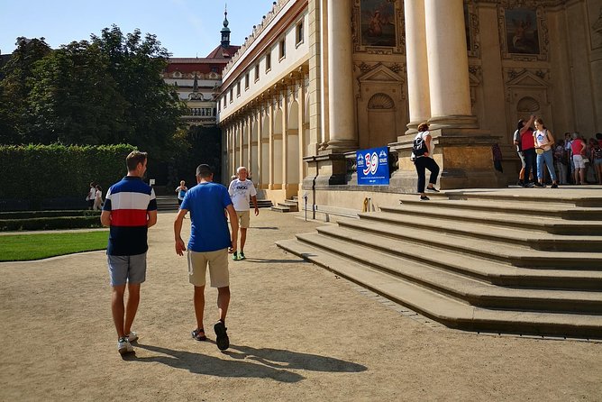 Discover Prague Private Tour - 3 hours - From the Gothic Gate to Operation Anthropoid and the Dancing House