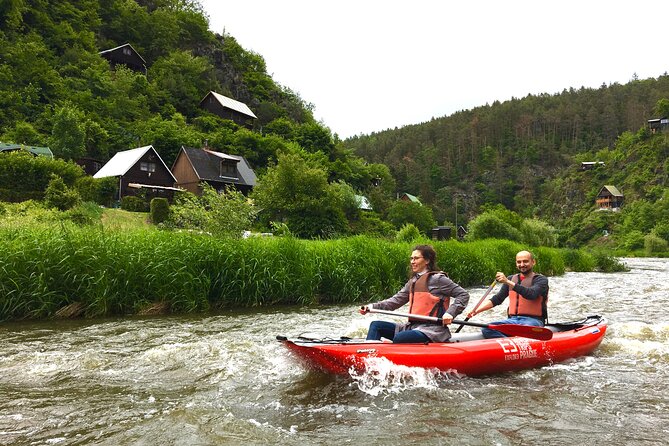 Easy Canoe Mission to the Sazava River from Prague Day Trip - Group size and attention: why beginners feel safer here