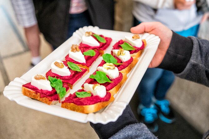 Eating Prague Food & Beer Tour by Eating Europe - Perníčkův Sen: gingerbread with real character