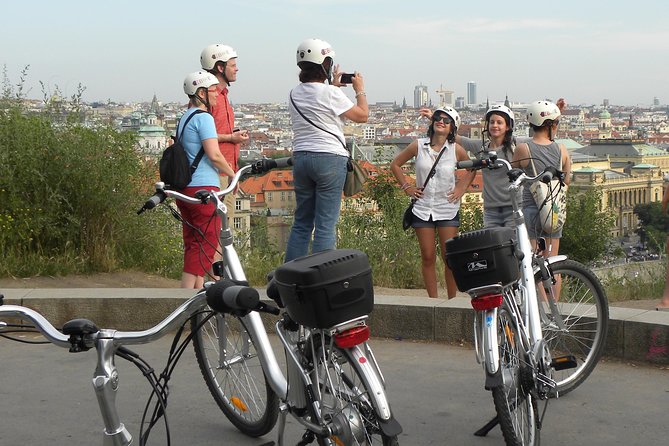 Ebike Prague Tour - Letná Park stop: the quick climb with the best payoff