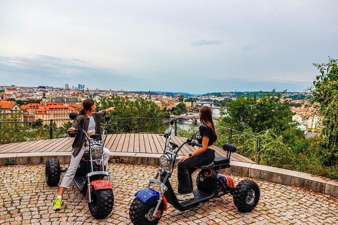 Electric Trike Tour in Prague - City Sightseeing & Fun Riding - Meeting Point and Getting Settled at Štěpánská 55