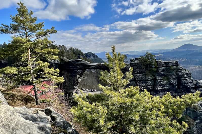 From Prague: Bohemian and Saxon Switzerland Full-Day Tour - The morning pickup and van ride: when the day really starts