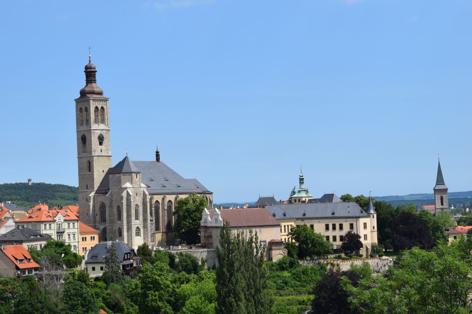 From Prague: Half-Day Coach Tour to Kutná Hora - Stone Fountain and Town Time: The Part Where Kutná Hora Feels Like a Real Place