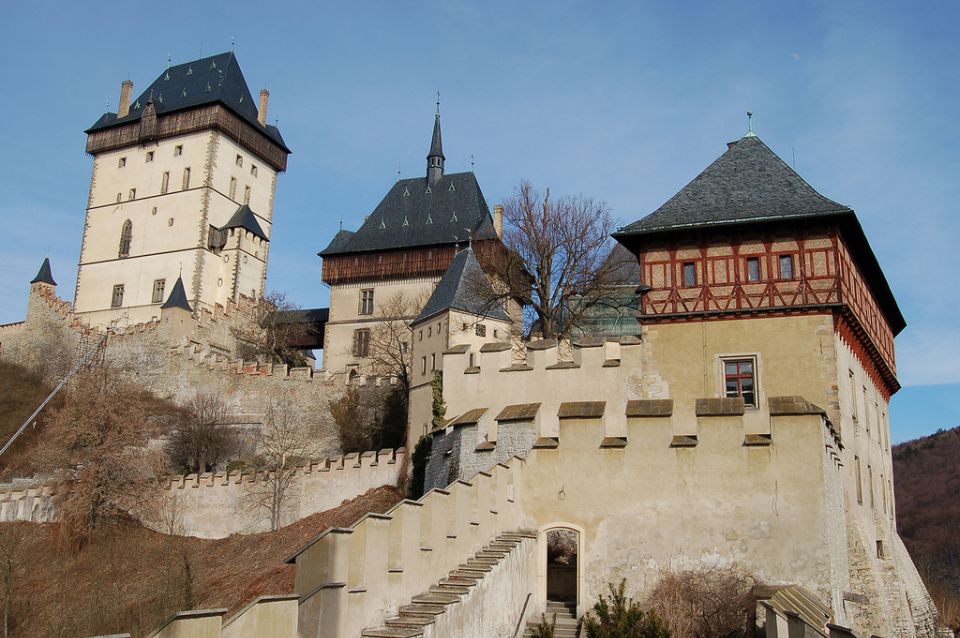 From Prague: Karlstejn Castle Skip-the-Line Ticket and Tour - Time in the Castle: What 4 Hours Really Feels Like