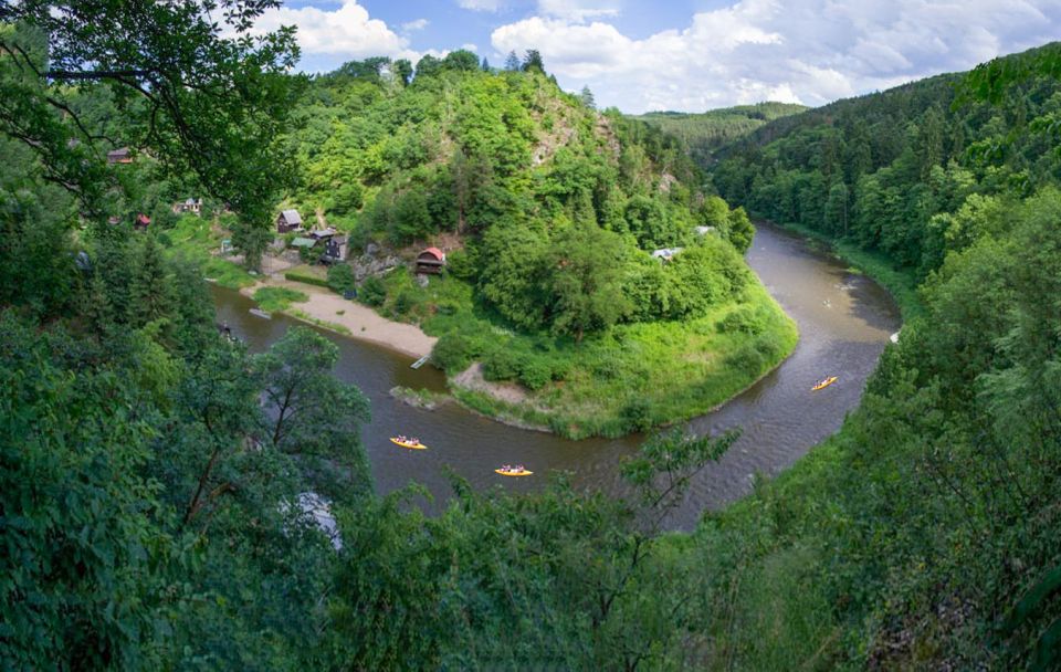From Prague: Sazava River Canoe Day Trip for All Levels - First-Time Paddling: Learning to Steer Before You Go Downstream