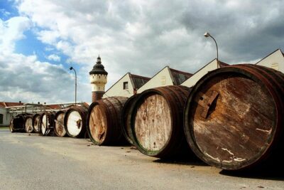 Glass and Brewery Day Trip from Prague - Price and value: what you’re really paying for