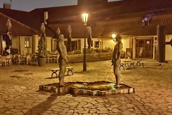 Guided Old Town & Jewish quarter Walking Tour Prague (Tip-based) - Kampa Park and the Charles Bridge statue walk you’ll actually enjoy