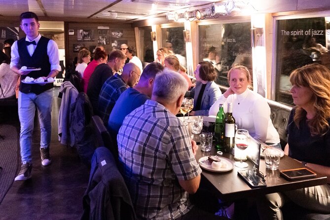 Jazz Boat: Popular LIVE JAZZ dinner cruise - Boarding at Jazz BoatTerminal 18: where you start