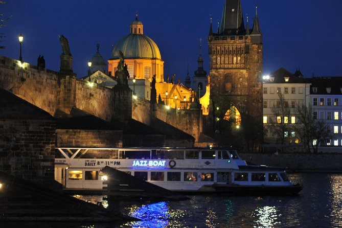 Jazz Boat: Popular LIVE JAZZ dinner cruise - The jazz: what three sets sounds like in real life