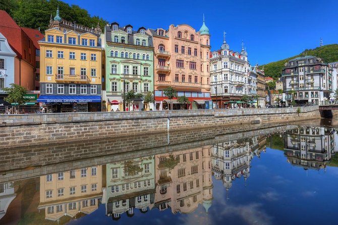 Karlovy Vary Full Day Tour from Prague - On the Road: The Drive and Your Guide’s Role