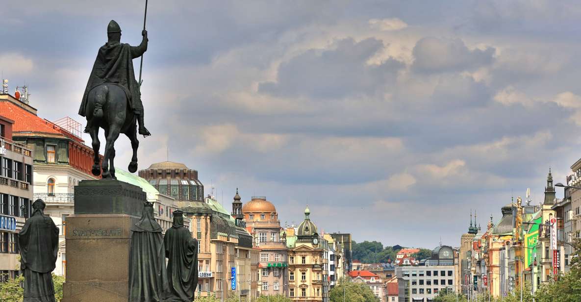 Old Town Prague Walking Tour - Old Town Square’s architecture lesson: Gothic meets Baroque without effort