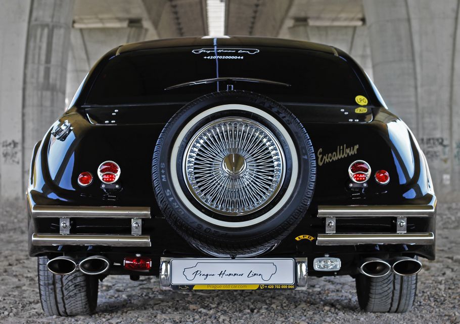 Prague: 1-Hour Vintage Limousine Rental - How the 1-Hour Plan Really Works in Central Prague