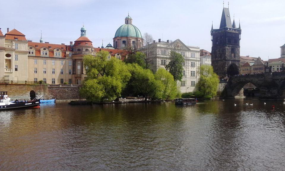 Prague: 2-Hour Lunch Cruise on the Vltava River - Price and What You Get for $57