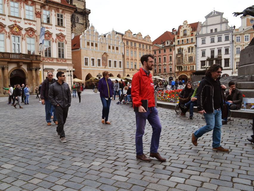 Prague: 2-Hour Old Town and Jewish Ghetto Walking Tour - Kafka’s connection: a stop at his birthplace area