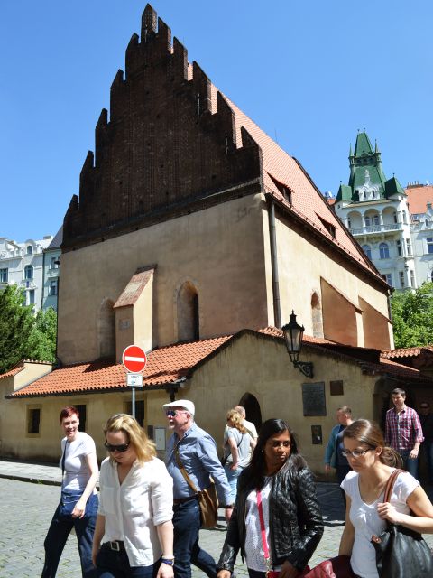 Prague: 2-Hour Old Town and Jewish Ghetto Walking Tour - Who this tour suits best (and who might want another option)