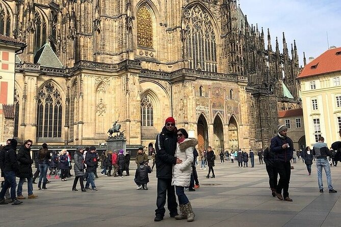 Prague 3-hour Afternoon Walking Tour including Prague Castle - Charles Bridge finish: set yourself up for your next move