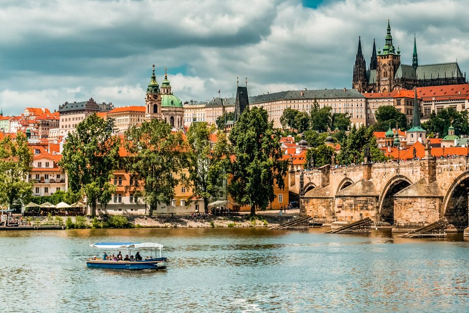 Prague: 45-Minute Sightseeing Cruise to Devil's Channel - The Vltava panoramas: Prague Castle and Charles Bridge from the water
