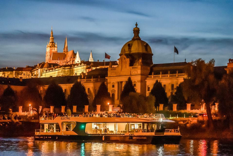 Prague: 50-Minute Sightseeing Evening Cruise - Štvanice Island: a quieter finish before you return to the dock