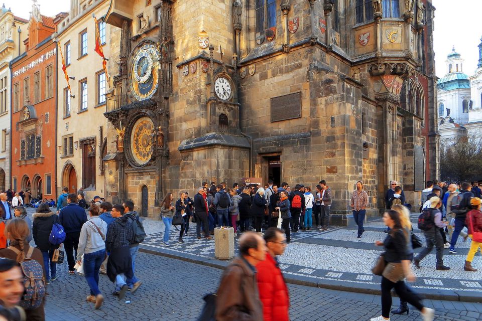 Prague: 6-Hour City Tour including Cruise and Lunch - Meeting point: where the tour starts by Týn Cathedral