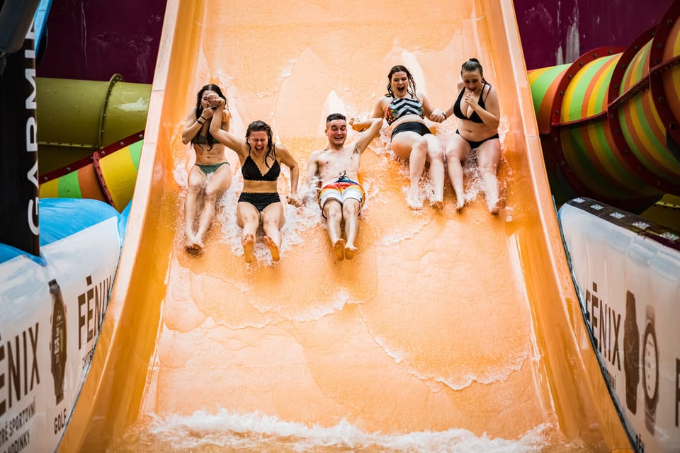 Prague: Aquapalace Indoor/Outdoor Water Park Ticket - Crowds and waits: what to expect and how to keep the day smooth