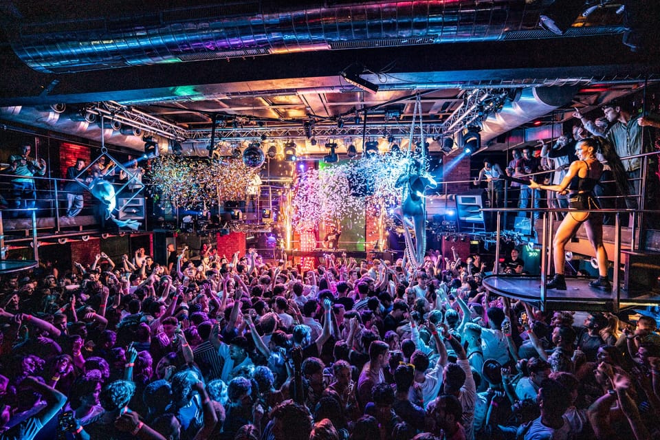 Prague: Boat Party with Unlimited Drinks & After Party Entry - Who should book this, and who should skip it