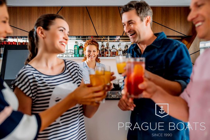 Prague Boats 3-hour Dinner Cruise - Smíchov Locks: The Moment That Breaks the Routine