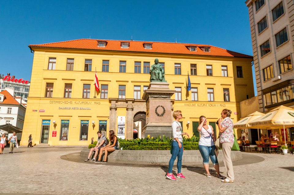 Prague: Brewery Tour with Unlimited Tastings - Group size, walking pace, and what to expect on the ground
