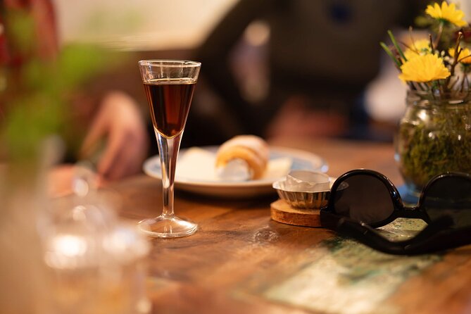 Prague by Night: Drinks & Food Tour with Eating Europe - Key highlights you’ll feel during this 4-hour walk