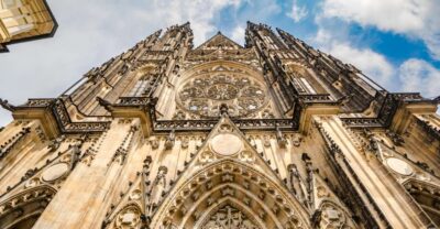 Prague Castle 2.5-Hour Tour Including Admission Ticket - Meeting points and the Charles Bridge launch