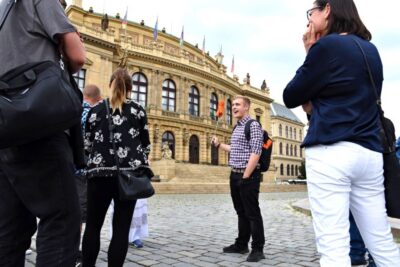 Prague: Castle and Jewish Quarter Tour with Cruise and Lunch - Starting at Charles IV: a photo spot and a perfect “orientation” moment