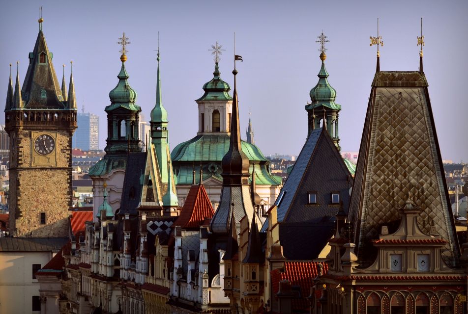 Prague Castle & Castle District: 2-Hour Guided Tour - Logistics that can affect your experience