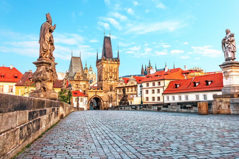 Prague Castle & Castle District: 2-Hour Guided Tour - Starting at Charles Bridge: finding the right guide fast