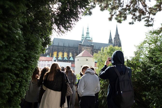 Prague: Castle Entry Ticket with Guide and River Cruise - Guides and group pace: what you should expect from the 4-hour window