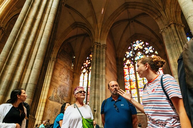Prague: Castle Entry Ticket with Guide and River Cruise - Entering St. Vitus Cathedral: what to focus on