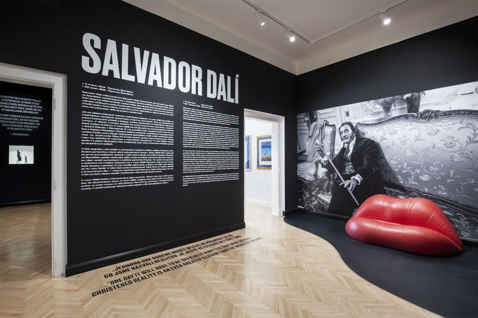 Prague: Central Gallery Ticket with Two Exhibitions - One day, two exhibitions: how the choice really works
