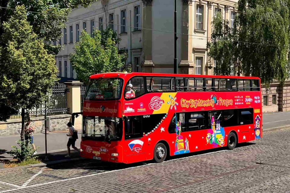 Prague: City Sightseeing HOHO Bus Tour & Optional Boat Tour - Red Route: Main Train Station to St. Vitus and Petrin Garden (with wheelchair access)