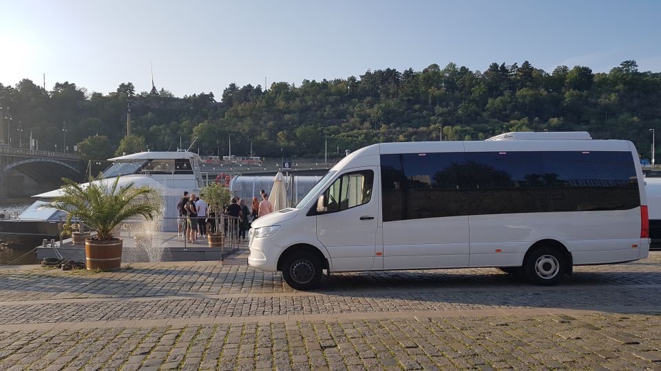 Prague: City Tour and Dinner Cruise with Hotel Pickup - Price and Value at $109: What You’re Paying For