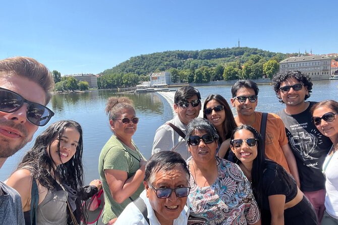 Prague city tour + Charles Bridge and Campa island small groups - Drinks included, snacks not: how to set yourself up for comfort