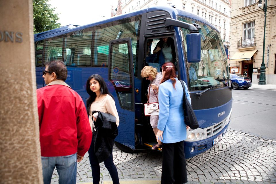 Prague City Tour with Vltava River Cruise - Comfortable Shoes, Sunglasses, and What You Can’t Bring