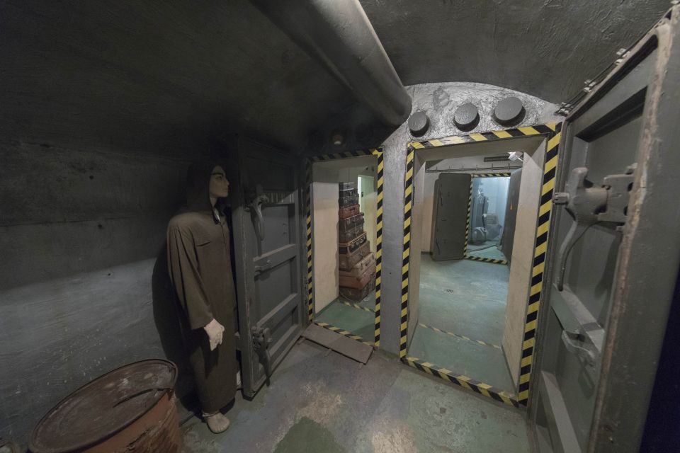 Prague: Communism History and Nuclear Bunker Guided Tour - Public Transport to the Bunker: A Short Trip That Sets the Mood