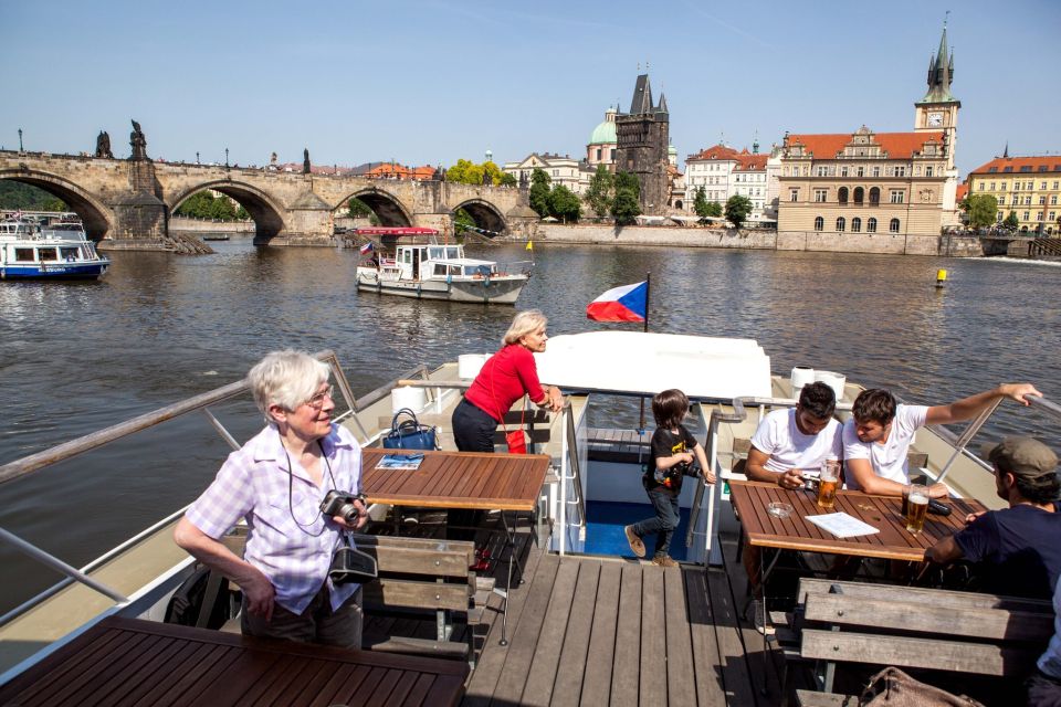 Prague Cruise: 1-Hour on the River Vltava - Getting to River Boats Prague: meeting point and no pick-up