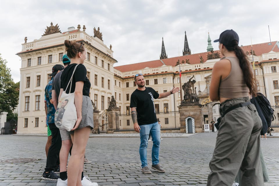 Prague: Full-Day Old Town, River Cruise & Prague Castle Tour - The Built-In 2pm Break: How to Use Your Hour Well